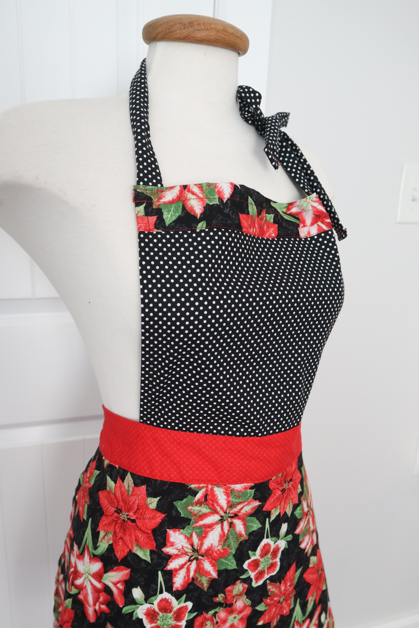 Katarina Apron Sewing Pattern (PDF Pattern File) (S7028) - Image 3